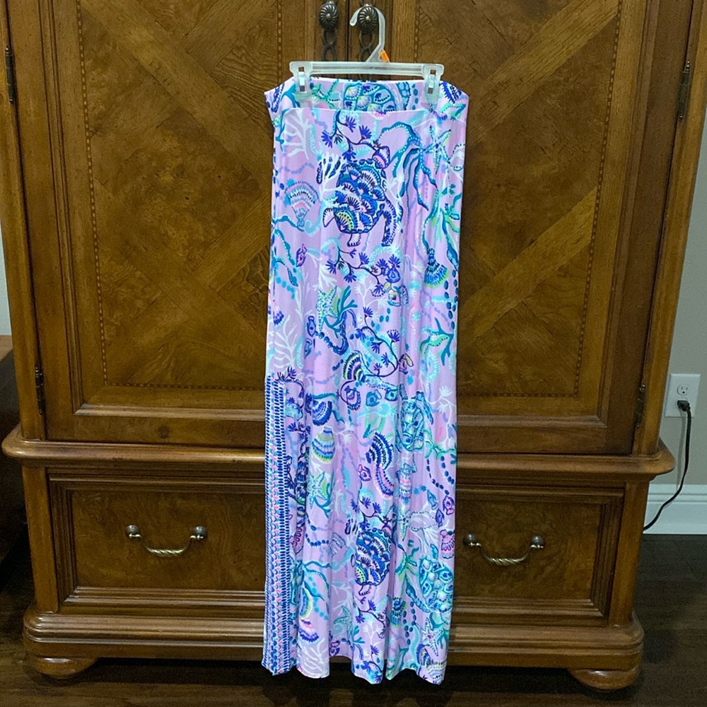 Lilly Pulitzer Maxi skirt.  Rayon/spandex with jersey texture. Side slits.